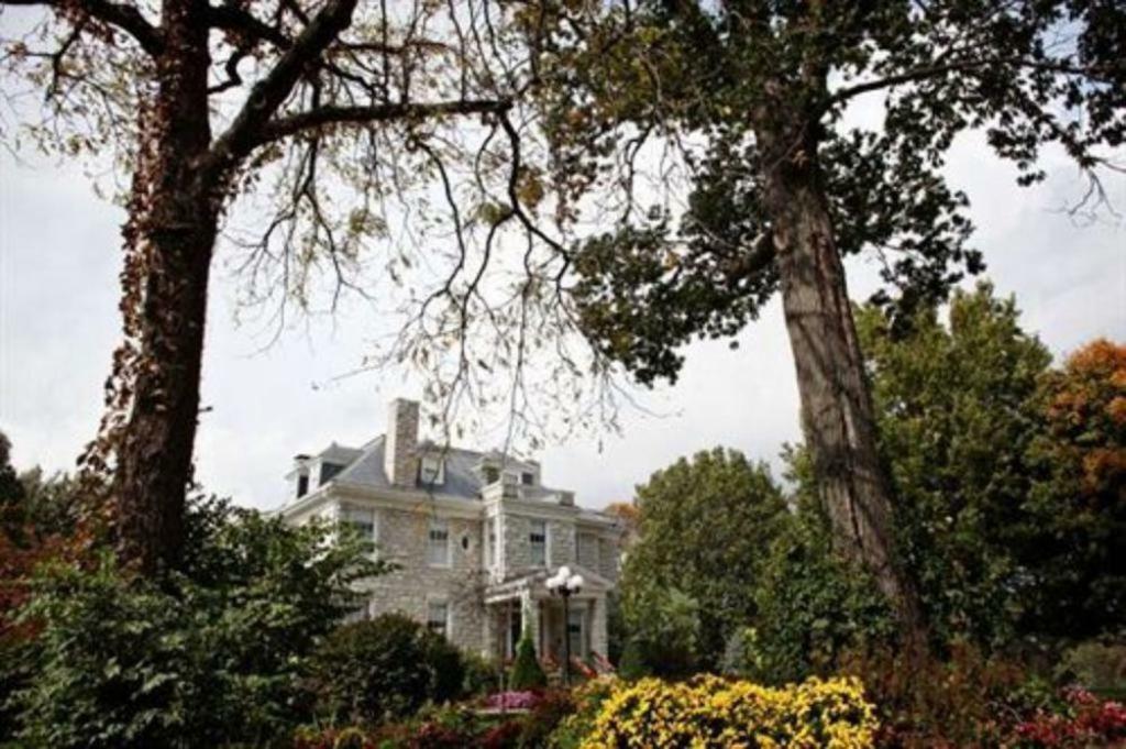 Hawthorn Bed And Breakfast Independence Exterior foto
